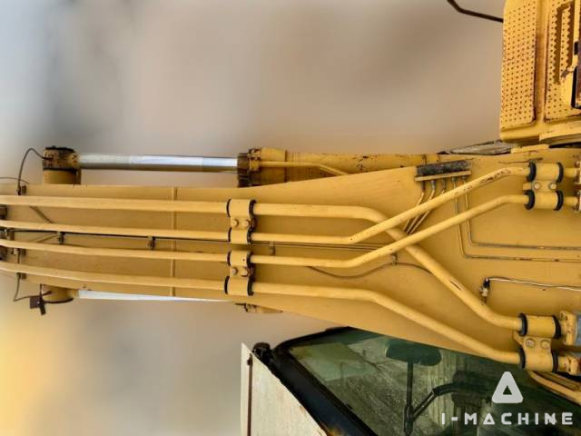 CATERPILLAR 330D