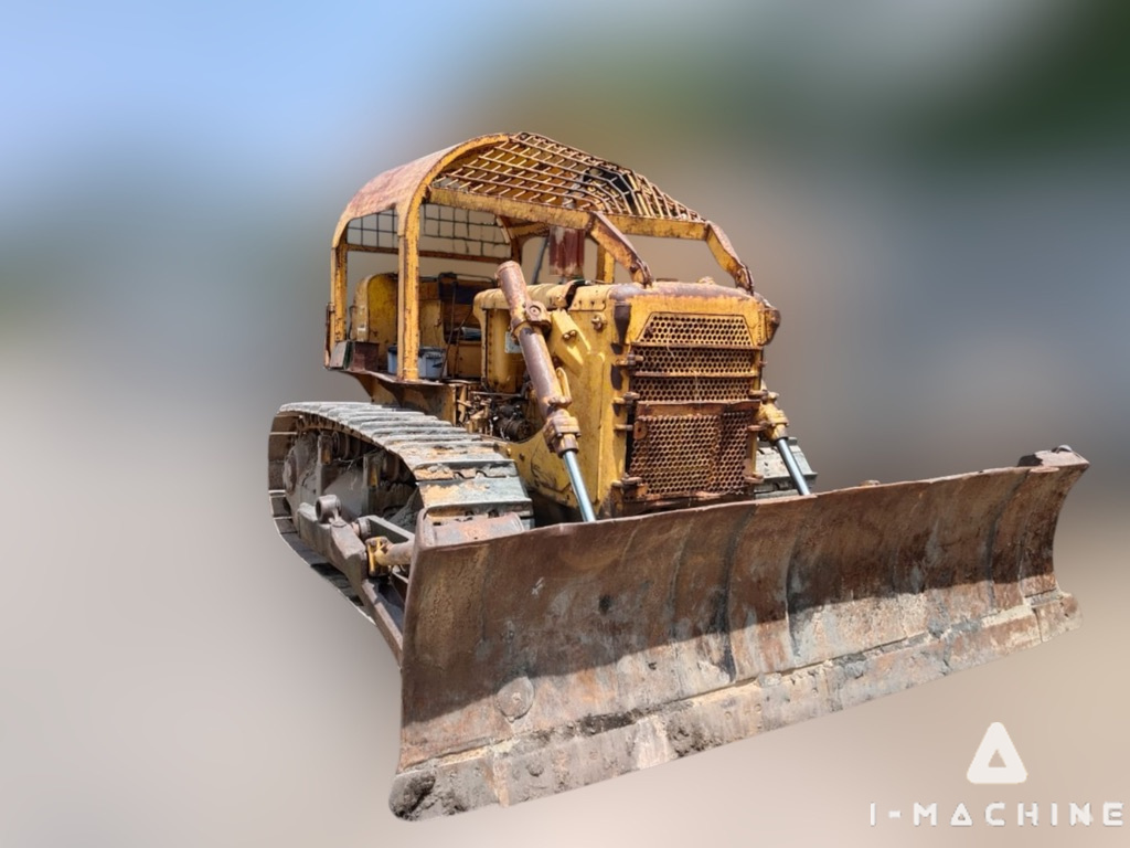 CATERPILLAR D6C