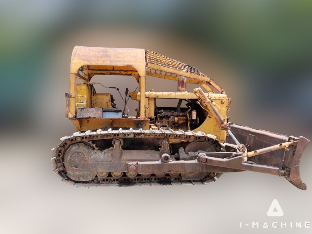 CATERPILLAR D6C