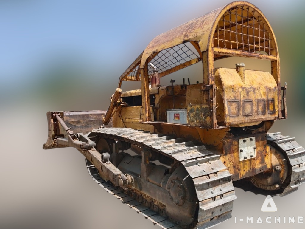 CATERPILLAR D6C