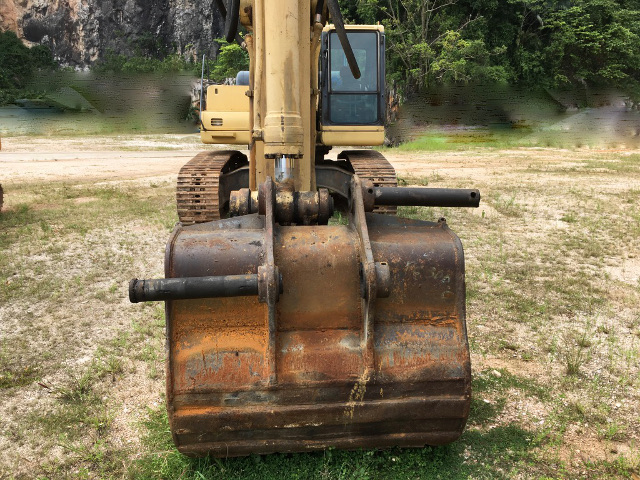 KOMATSU PC300SE-6E