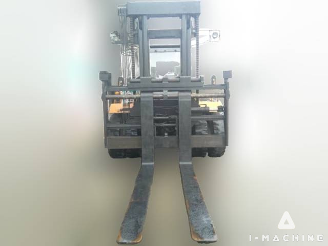 KOMATSU FD200