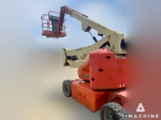 JLG E400An