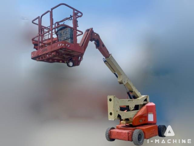 JLG E400An