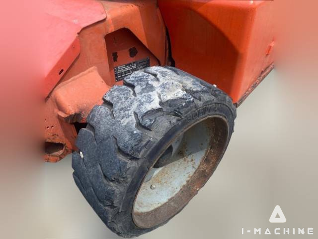 JLG E400An