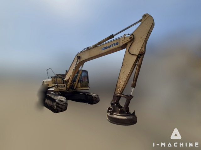 KOMATSU PC220-7