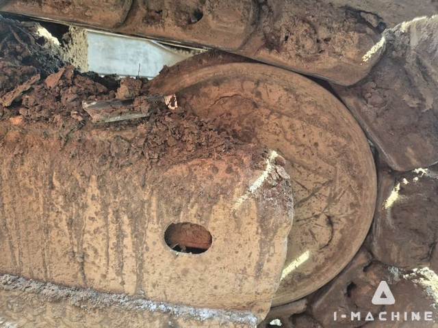 KOMATSU PC220-7