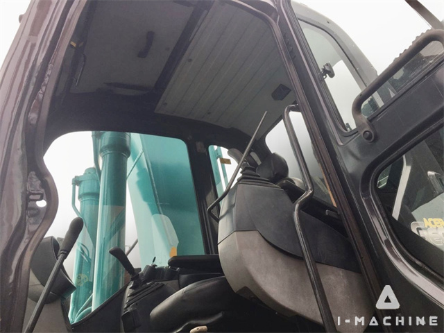 KOBELCO SK200-8