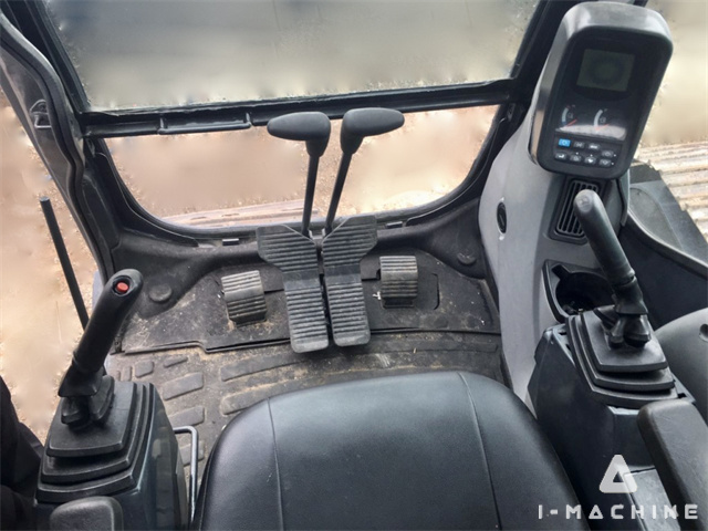 KOBELCO SK200-8