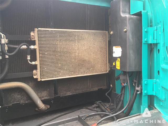 KOBELCO SK200-8