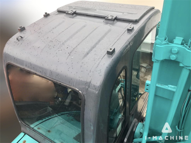 KOBELCO SK200-8