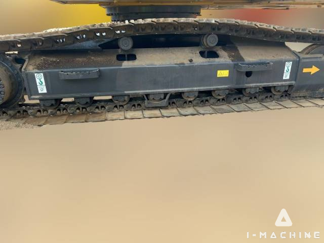 KOMATSU PC200LC-7