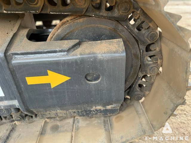 KOMATSU PC200LC-7