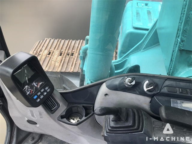 KOBELCO SK200-8
