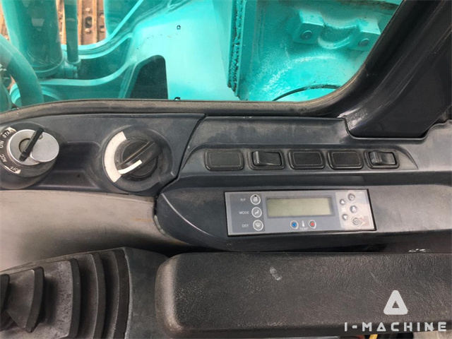 KOBELCO SK200-8