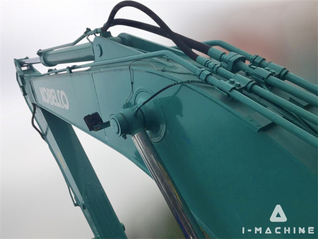 KOBELCO SK200-8