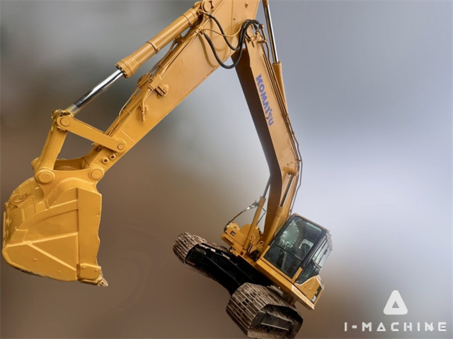 KOMATSU PC210-7