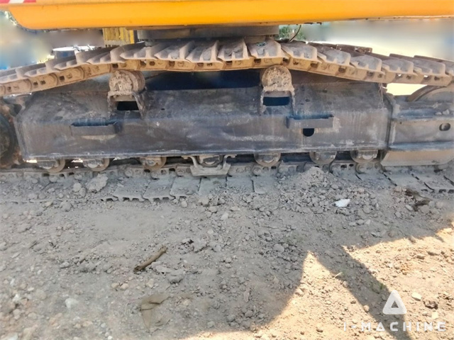 KOMATSU PC200-7
