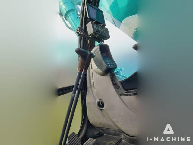 KOBELCO SK200-8