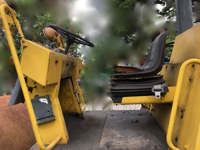 BOMAG BW213D-2