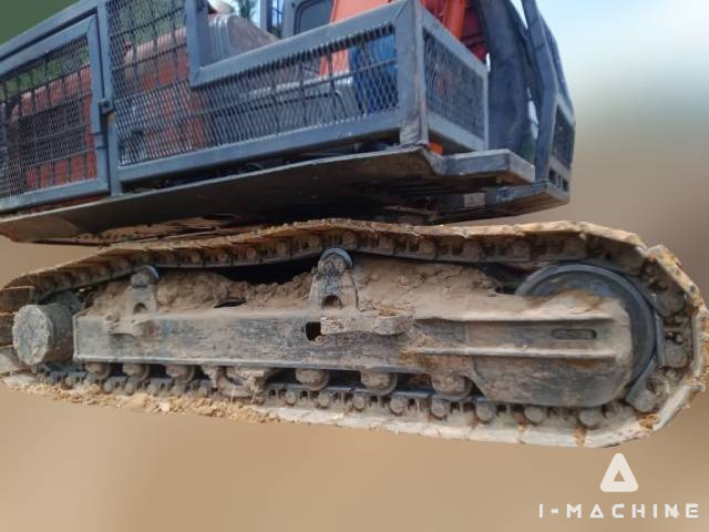HITACHI ZX120