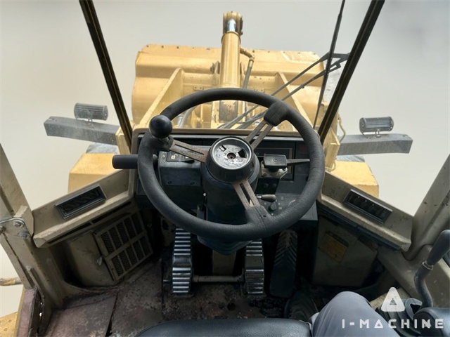 CATERPILLAR 918F