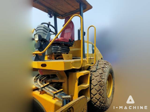 CATERPILLAR CS533E