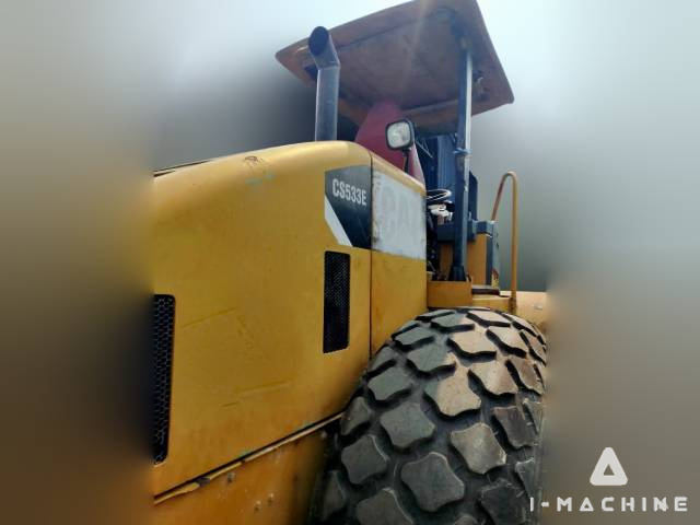 CATERPILLAR CS533E