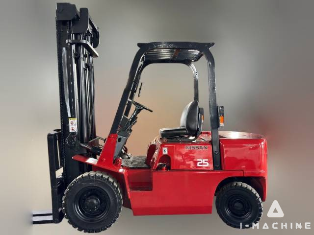 NISSAN 01ZFJ02A25U