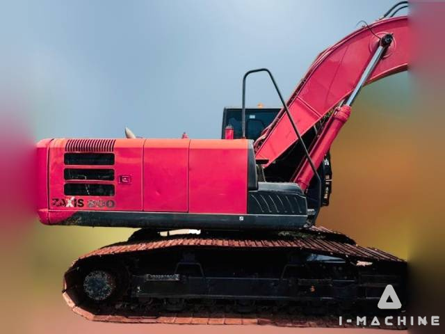 HITACHI ZX200-5G