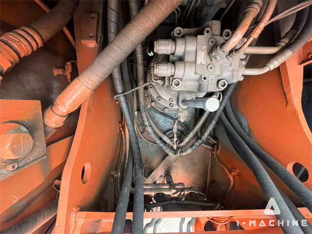 HITACHI ZX210LCK
