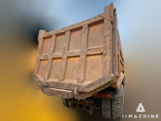 SINOTRUCK ZZ3259N