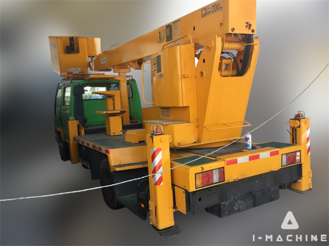 DYNAPAC CG233HF
