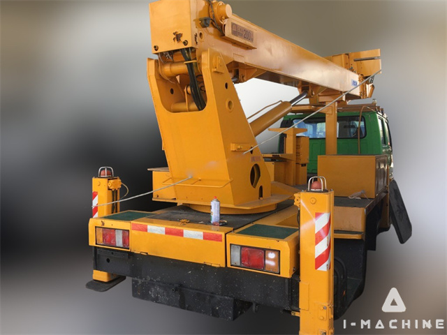 DYNAPAC CG233HF