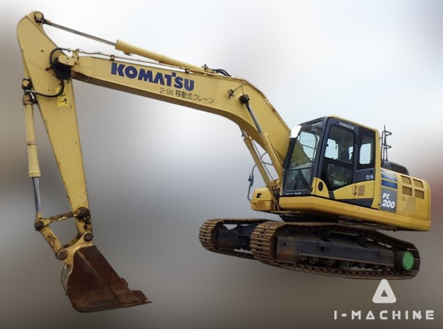KOMATSU PC200-10
