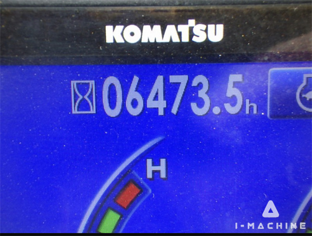 KOMATSU PC200-10