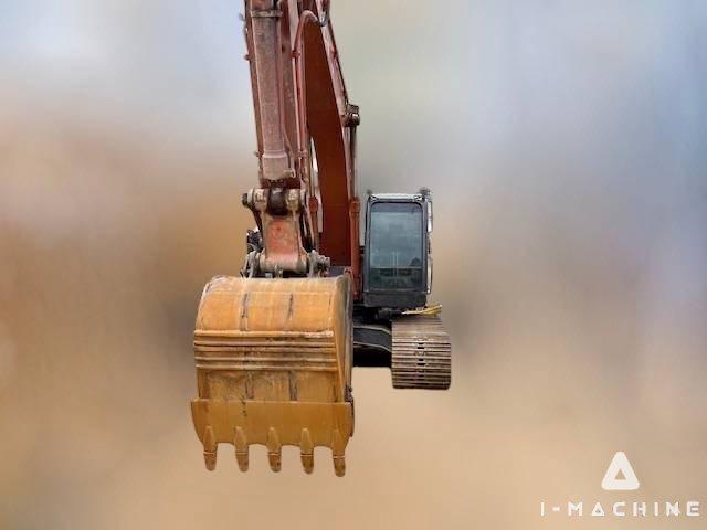 HITACHI ZX240-3