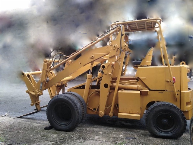 KOMATSU SD23-1