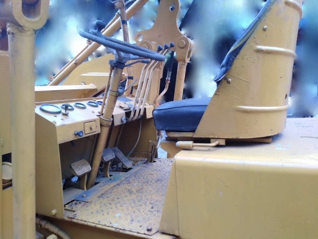 KOMATSU SD23-1