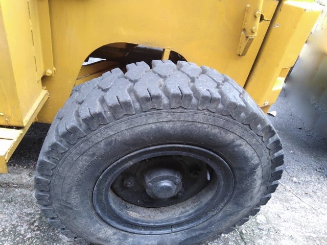 KOMATSU SD23-1
