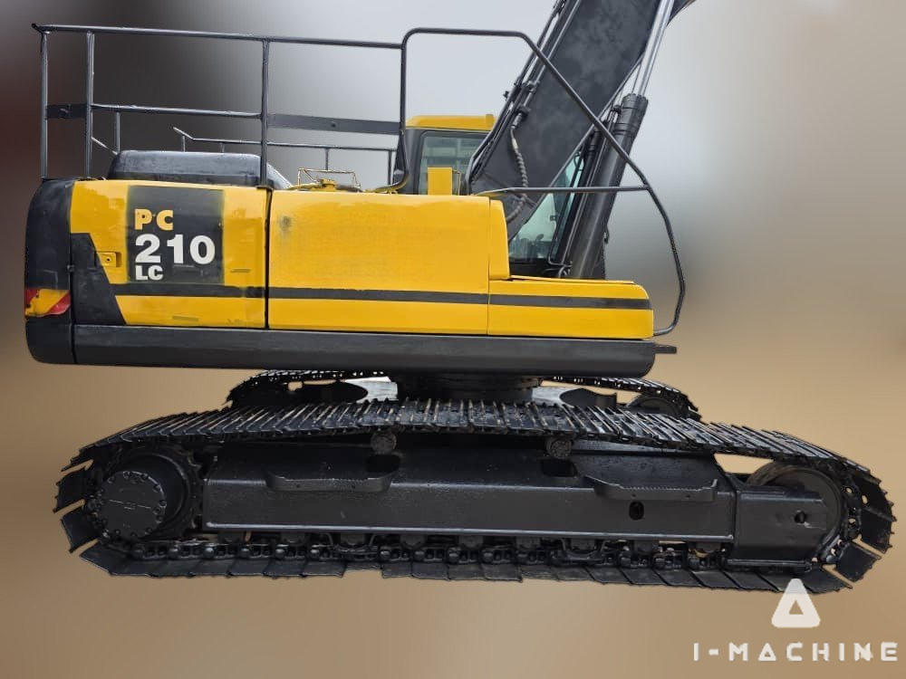 KOMATSU PC210LC-7