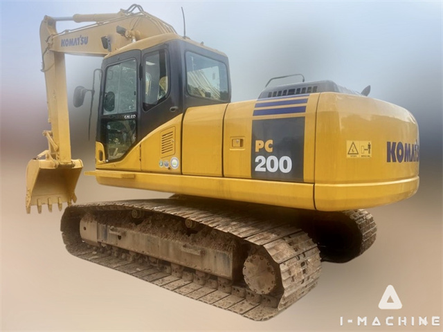 KOMATSU PC200-7