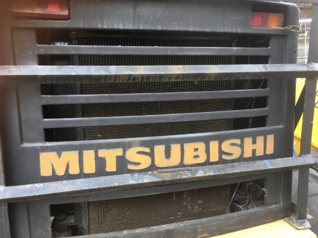 MITSUBISHI MG330