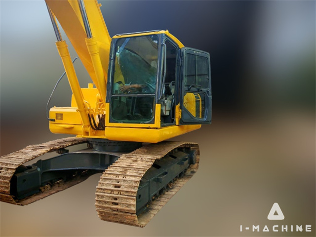 KOMATSU PC200-7