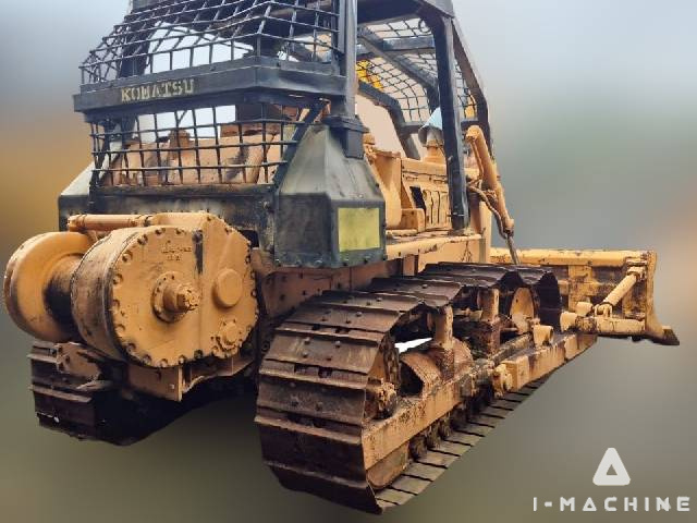 KOMATSU D60E-LK