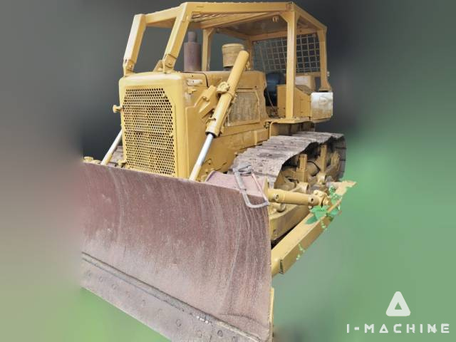 CATERPILLAR D6D