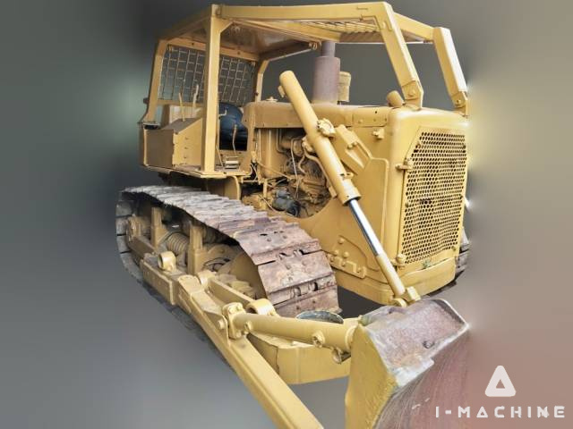 CATERPILLAR D6D