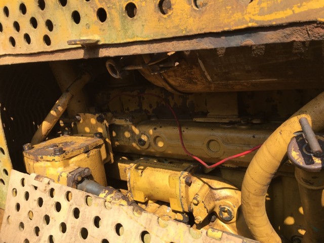 CATERPILLAR D6D