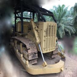 Bulldozers CATERPILLAR D7 Bulldozer MALAYSIA, JOHOR