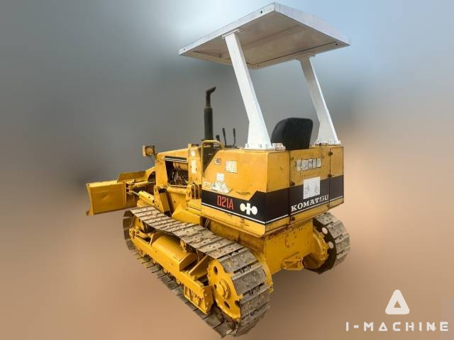 KOMATSU D21A